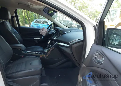 2013 Ford Escape Titanium из США, поврежденный, VIN 1FMCU0J90DUD39365